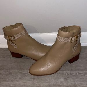 MICHAEL Michael Kors Britton Ankle Booties